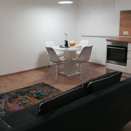 Centar Guest House Makarska Esterno foto